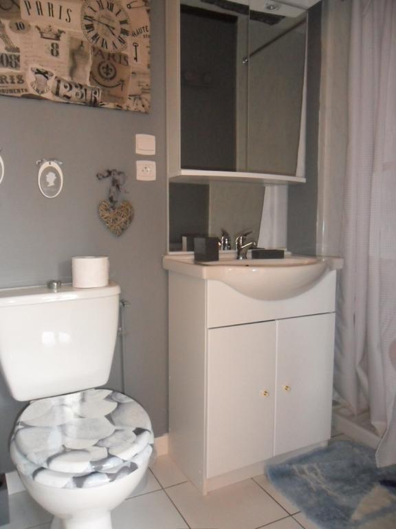 Gite Hotel Chambre D' Hotes Et Roulottes Et Du Ternois Saint-Pol-sur-Ternoise Cameră foto